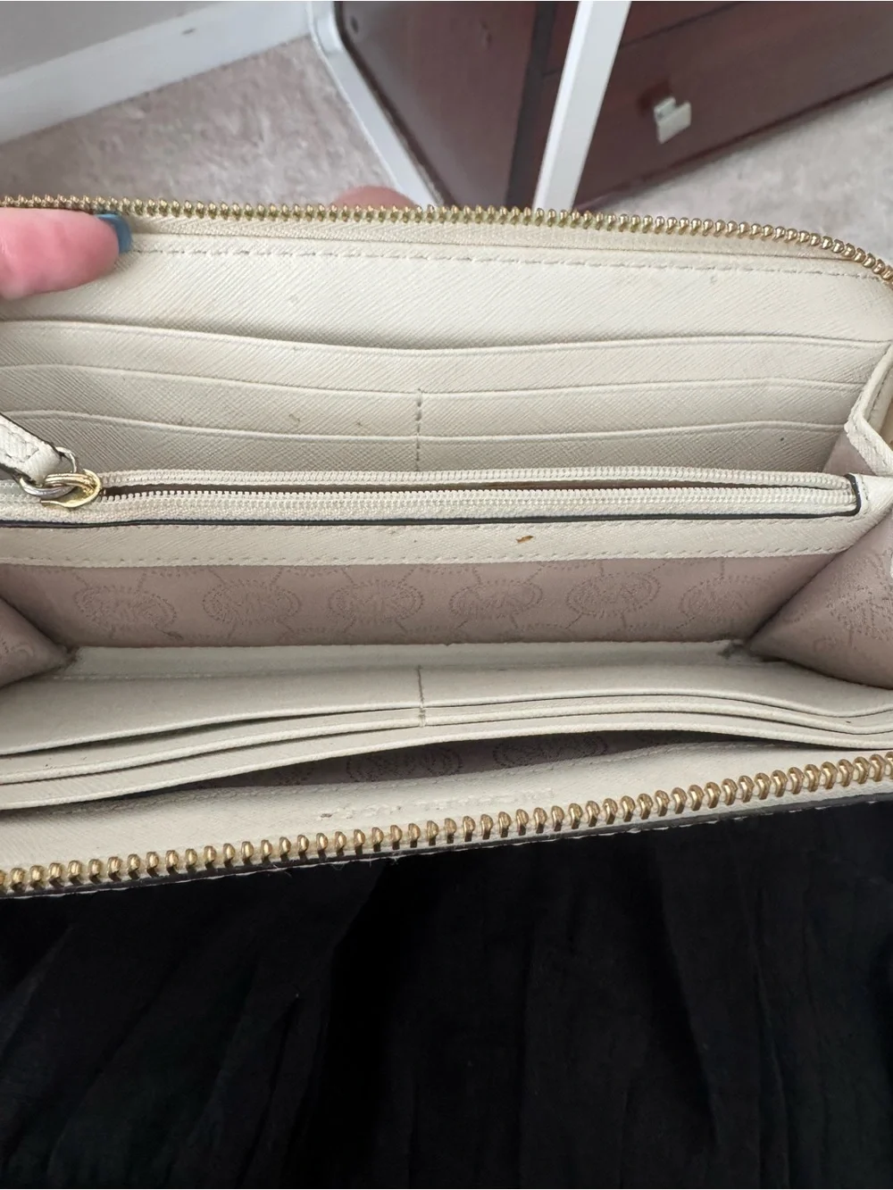 Michael Kors saffiano leather